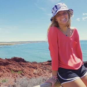 Meet your Posher, Molly